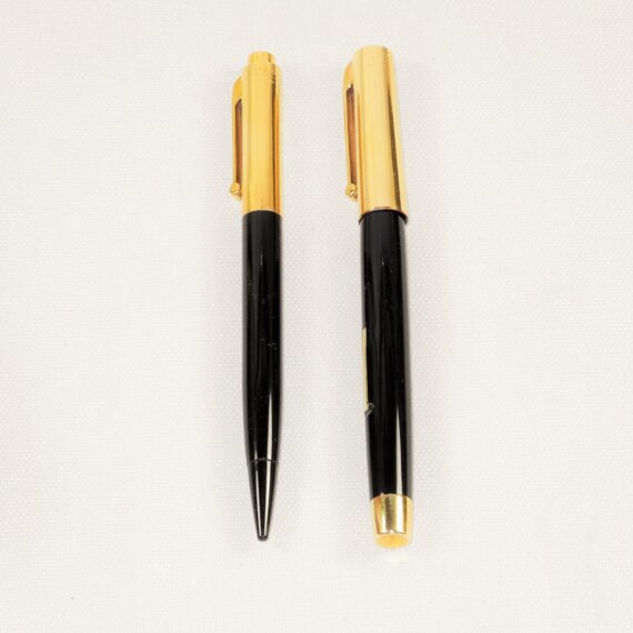 1943 Eversharp “fifth Avenue” lever filler fountain pen and pencil set in black with 14k Solid caps, fine nib, Nice Set ! SOLD