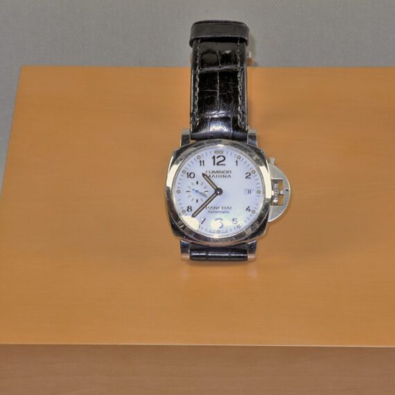 Panerai Luminor Marina White face watch, with original box, manual, 2 screw-drivers and extra unused strap Nice! / Free Shipping