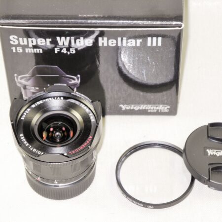 Voigtlander 15mm f/4.5 Super Wide-Heliar  Aspherical III Lens W/Box,caps & Voigtlander 15mm metal finder Mint- / Free shipping (USA)
