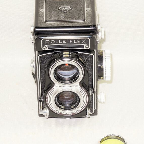 Rollei T2 TLR camera with filter Ex++