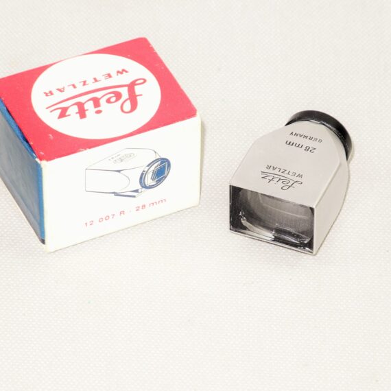 Leica 28mm metal chrome finder Cat #12007 / SLOOZ with box Mint-