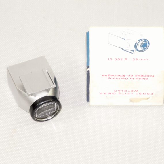 Leica 28mm metal chrome finder Cat #12007 / SLOOZ with box Mint-