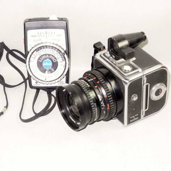 Hasselblad SWC camera with Hasselblad A12 back, finder, strap, cap Luna pro meter Ex+ / Free shipping