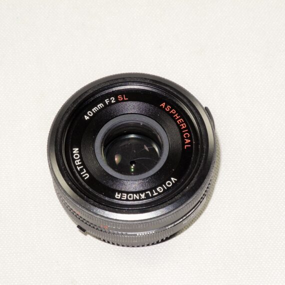 Voigtlander 40/2 SL Ultron Aspherical N-Ai-S with caps Mint- / SOLD
