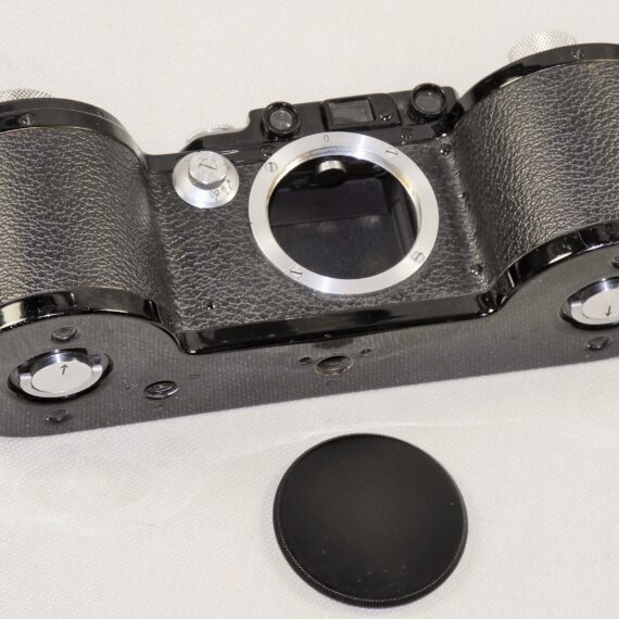 Leica 250 GG Reporter Rare Camera (Circa 1939) with Leica 50/2 Summar (1938) lens & with 2 original film cassettes Ex++/Mint- SOLD