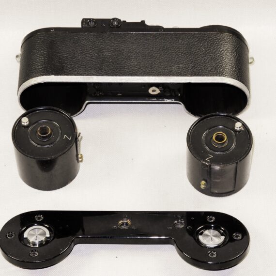 Leica 250 GG Reporter Rare Camera (Circa 1939) with Leica 50/2 Summar (1938) lens & with 2 original film cassettes Ex++/Mint- SOLD