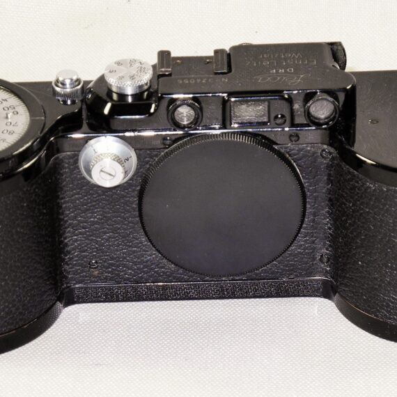 Leica 250 GG Reporter Rare Camera (Circa 1939) with Leica 50/2 Summar (1938) lens & with 2 original film cassettes Ex++/Mint- SOLD
