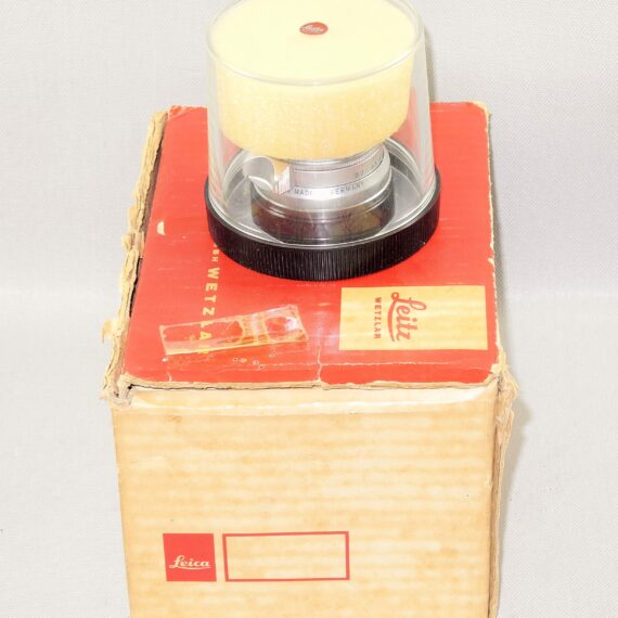 Leica M2 push button chrome Mint/ LN- camera (1958) with Leica 35/2,8 Summaron chrome M lens Mint- Nice Set with Leica original M2 box,manual /SOLD