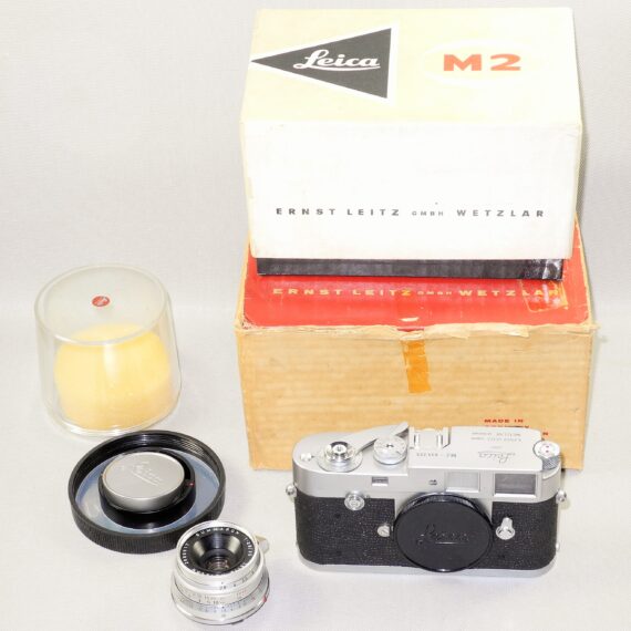 Leica M2 push button chrome Mint/ LN- camera (1958) with Leica 35/2,8 Summaron chrome M lens Mint- Nice Set with Leica original M2 box,manual /SOLD