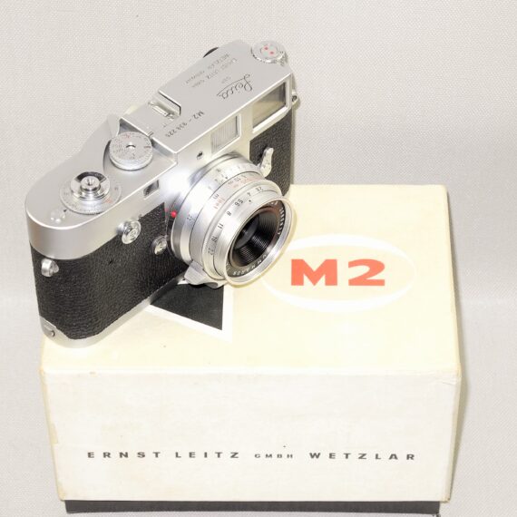 Leica M2 push button chrome Mint/ LN- camera (1958) with Leica 35/2,8 Summaron chrome M lens Mint- Nice Set with Leica original M2 box,manual /SOLD