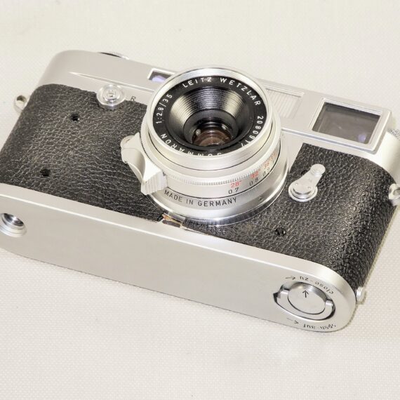 Leica M2 push button chrome Mint/ LN- camera (1958) with Leica 35/2,8 Summaron chrome M lens Mint- Nice Set with Leica original M2 box,manual /SOLD