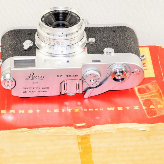 Leica M2 push button chrome Mint/ LN- camera (1958) with Leica 35/2,8 Summaron chrome M lens Mint- Nice Set with Leica original M2 box,manual /SOLD