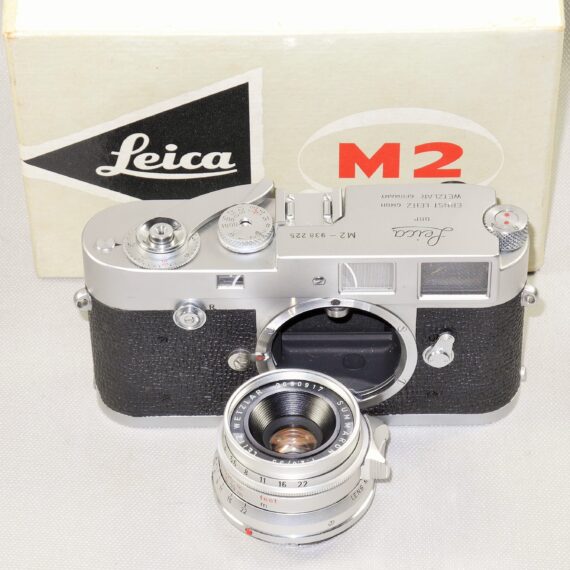 Leica M2 push button chrome Mint/ LN- camera (1958) with Leica 35/2,8 Summaron chrome M lens Mint- Nice Set with Leica original M2 box,manual /SOLD