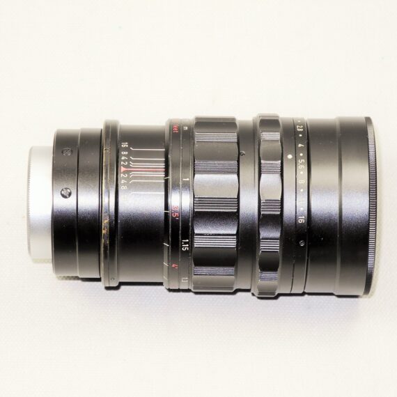 Leica 90mm F/2 Summicron Black Paint Ver.1 Leitz Canada in Screw-Mount, Extremely RARE lens with case and filter Ex++/Mint- / Free shipping