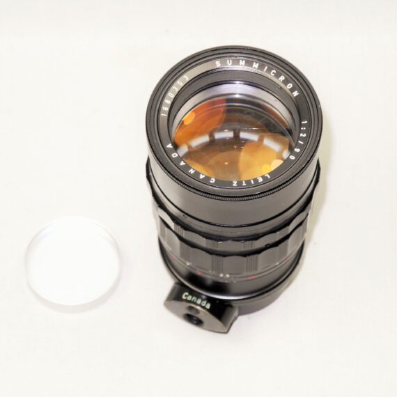 Leica 90mm F/2 Summicron Black Paint Ver.1 Leitz Canada in Screw-Mount, Extremely RARE lens with case and filter Ex++/Mint- / Free shipping