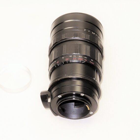 Leica 90mm F/2 Summicron Black Paint Ver.1 Leitz Canada in Screw-Mount, Extremely RARE lens with case and filter Ex++/Mint- / Free shipping