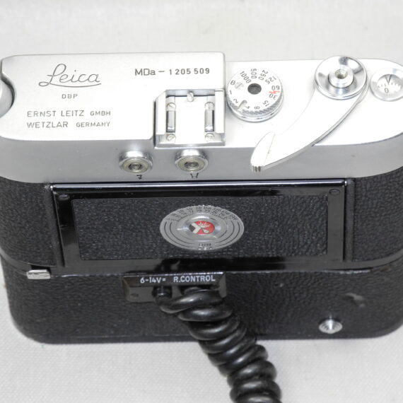 Leica MDa chrome camera (1968-69) With E. Leitz NY RARE motor and original battery pack Ex++