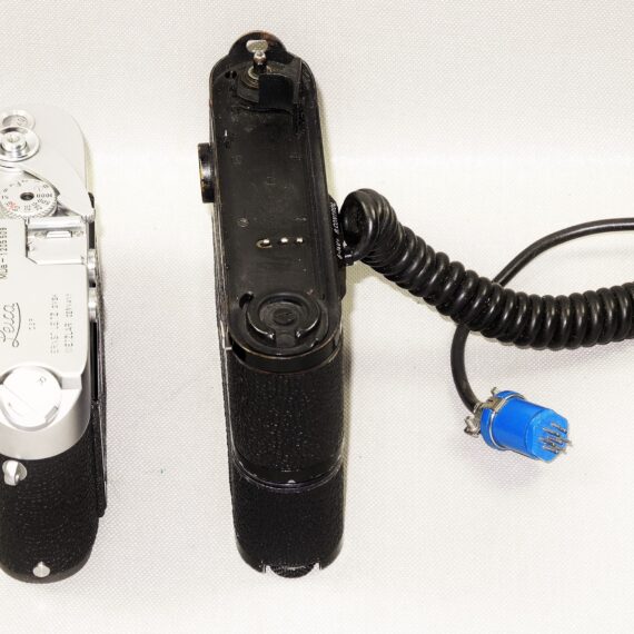 Leica MDa chrome camera (1968-69) With E. Leitz NY RARE motor and original battery pack Ex++