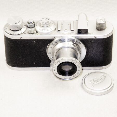 Leica Standard (E)1937 camera set sold W/Leica 50mm Elmar collapsible lens, Ex+/++