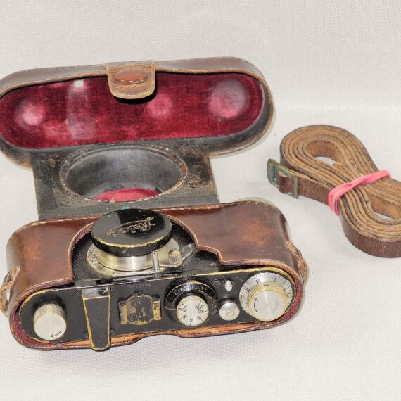 LEICA I MODEL A MUSHROOM DIAL BLACK PAINT (1928) CAMERA With 50MM ELMAR lens, fully overhauled Ex+ /Free shipping