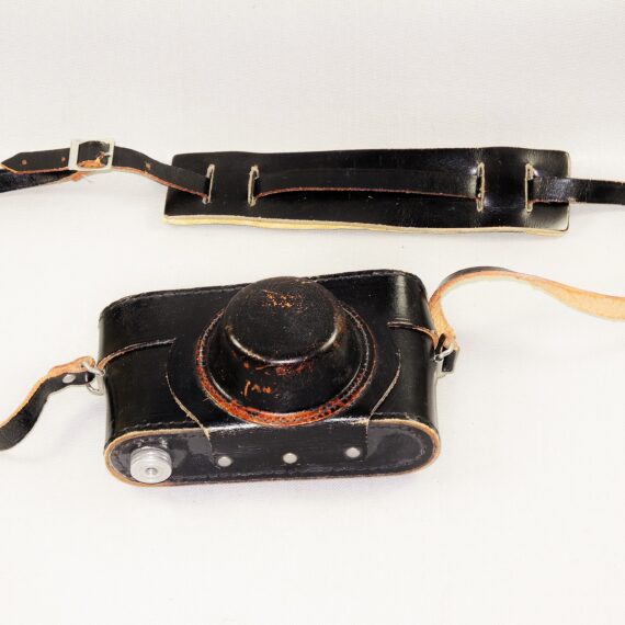 LEICA I MODEL A MUSHROOM DIAL BLACK PAINT (1930) CAMERA W/50mm Elmar lens, recently overhauled Ex+ / SOLD