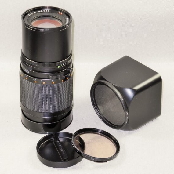 Hasselblad 250/5,6 Sonnar CF lens with caps,filter, lens hood Mint- / SOLD