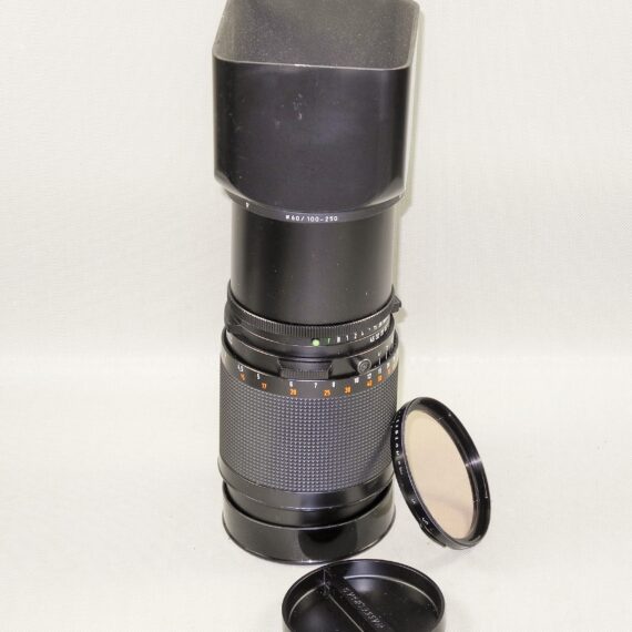Hasselblad 250/5,6 Sonnar CF lens with caps,filter, lens hood Mint- / SOLD
