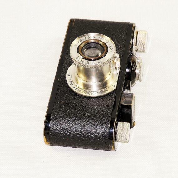 Leica I (A) black (1929-30) close focus camera Ex+ / Free shipping (USA)