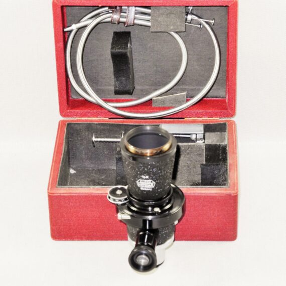 Leica OMIFO close up attachment for 9cm f4 lens with Leica original box and accessories Mint-