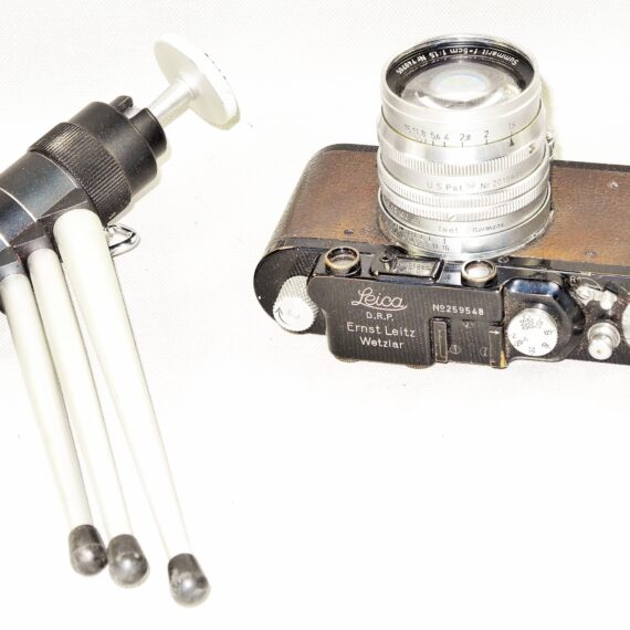 Leica 5cm f1,5 Summarit TAYLOR, TAYLOR & HOBSON Rare lens with Leica II (D) black paint camera Ex+