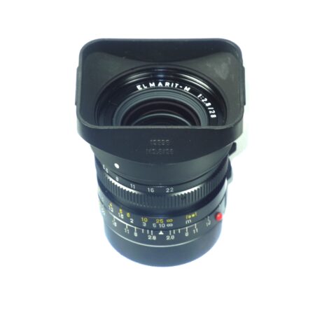 Leica 28/2,8 Elmarit-M (E49) six-bit lens with hood Mint- / Free shipping