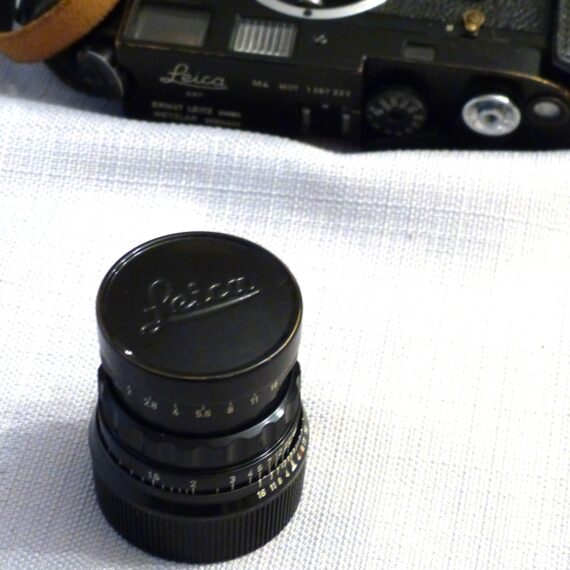 Leica 50/2 Summicron in Black paint, brass mount lens (Circa 1956) Rare Lens Ex+