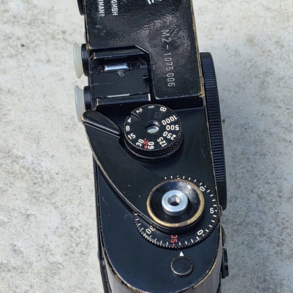Leica M2 black paint original camera circa 1963, (CLA'd) Ex+/Ex++ original vintage camera