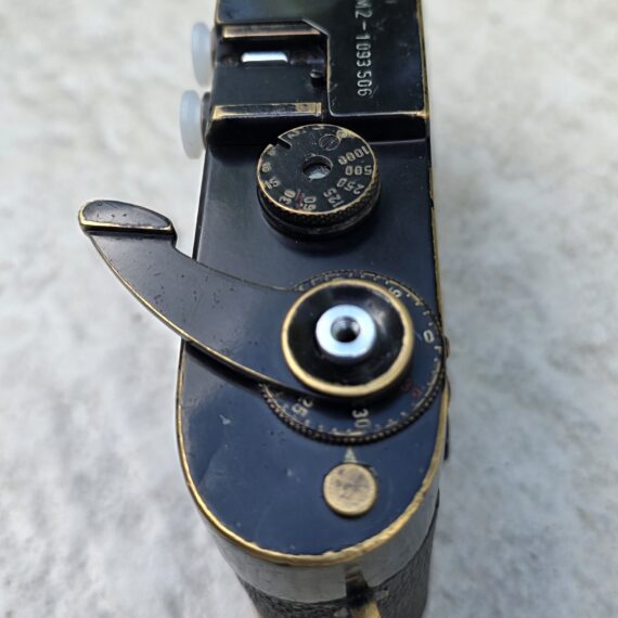 Leica M2 Original Black Paint Finish RARE Camera, Circa 1964 (Just overhauled) Ex/+ / Rare camera / Free shipping .