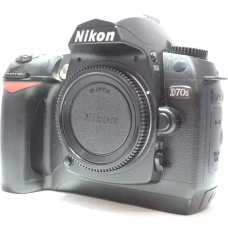 Nikon D70s