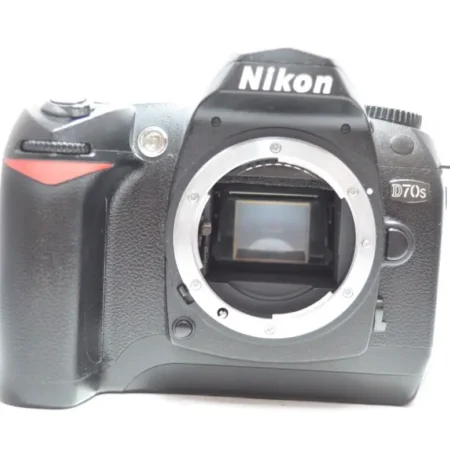 Nikon D70s 6.1MP SLR Black Digital Camera Body Only
