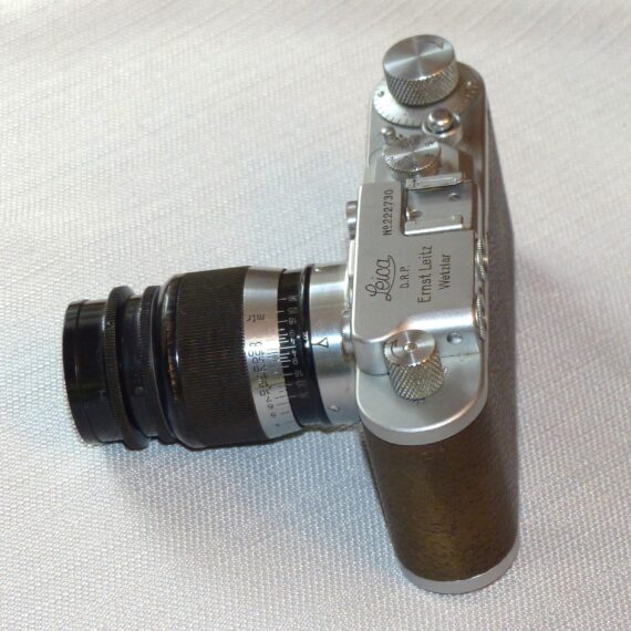 Leica II model D chrome camera (1937) with Leica 90/4 Elmar black/chrome lens (1935) Ex+ set