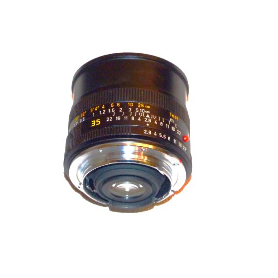 Leica 35/2,8 Elmarit-R 3 cam latest lens with built in hood & B+W Sky filter Ex++/Mint- / Free shipping (USA)