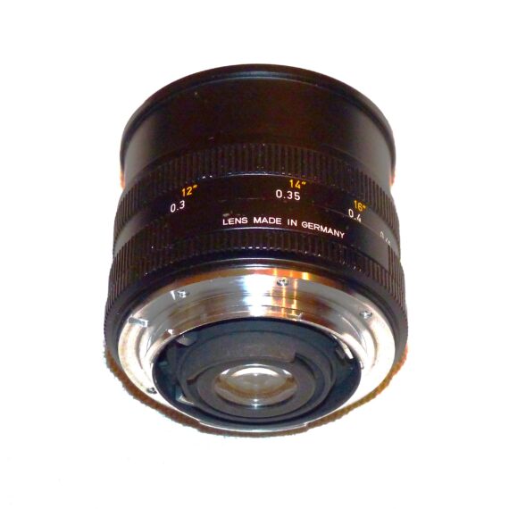 Leica 35/2,8 Elmarit-R 3 cam latest lens with built in hood & B+W Sky filter Ex++/Mint- / Free shipping (USA)