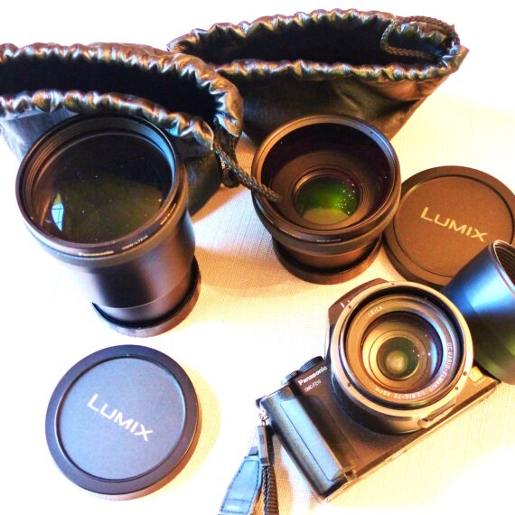 Panasonic DMC FZ10 camera with Wide & Tele Conversion lenses Ex++