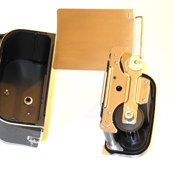 Hasselblad A12  6x6 chrome Late Magazine Mint-