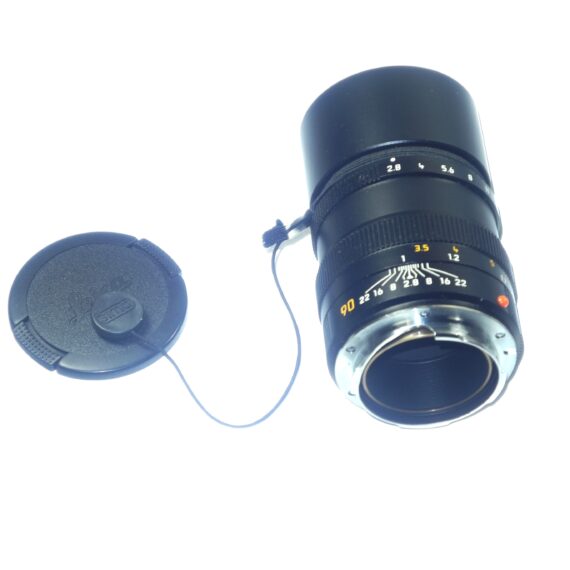 Leica 90/2,8 Elmarit-M Late production lens with with built in hood (E46 filter size) with filter,caps Mint- / Free shipping (USA)
