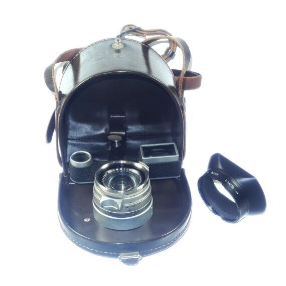 Leica 35/1,4 Summilux RF Rim Set chrome M mount rare 1st Type lens Sold with Leica OLLUX hood, Mint- / Free shipping
