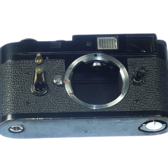 Leica M2 black paint original camera circa 1960, (Just CLA'd) Rare original camera Ex+