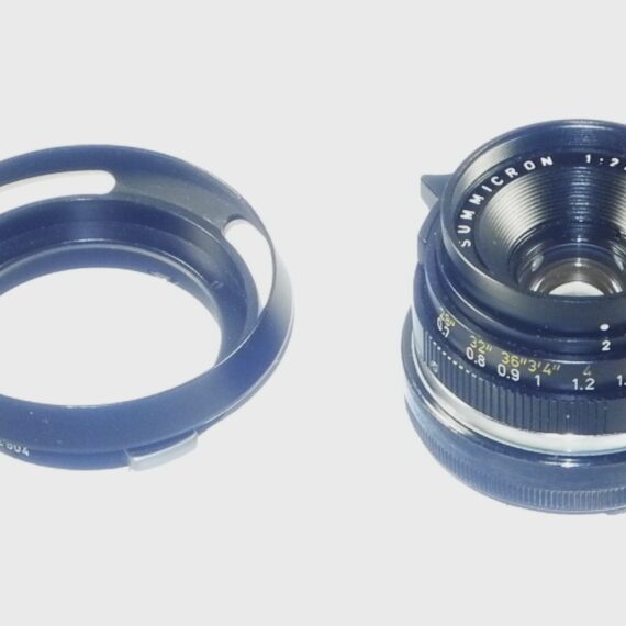 Leica 35/2 Summicron-M Sold with Leica metal vented hood & case Mint- / free shipping