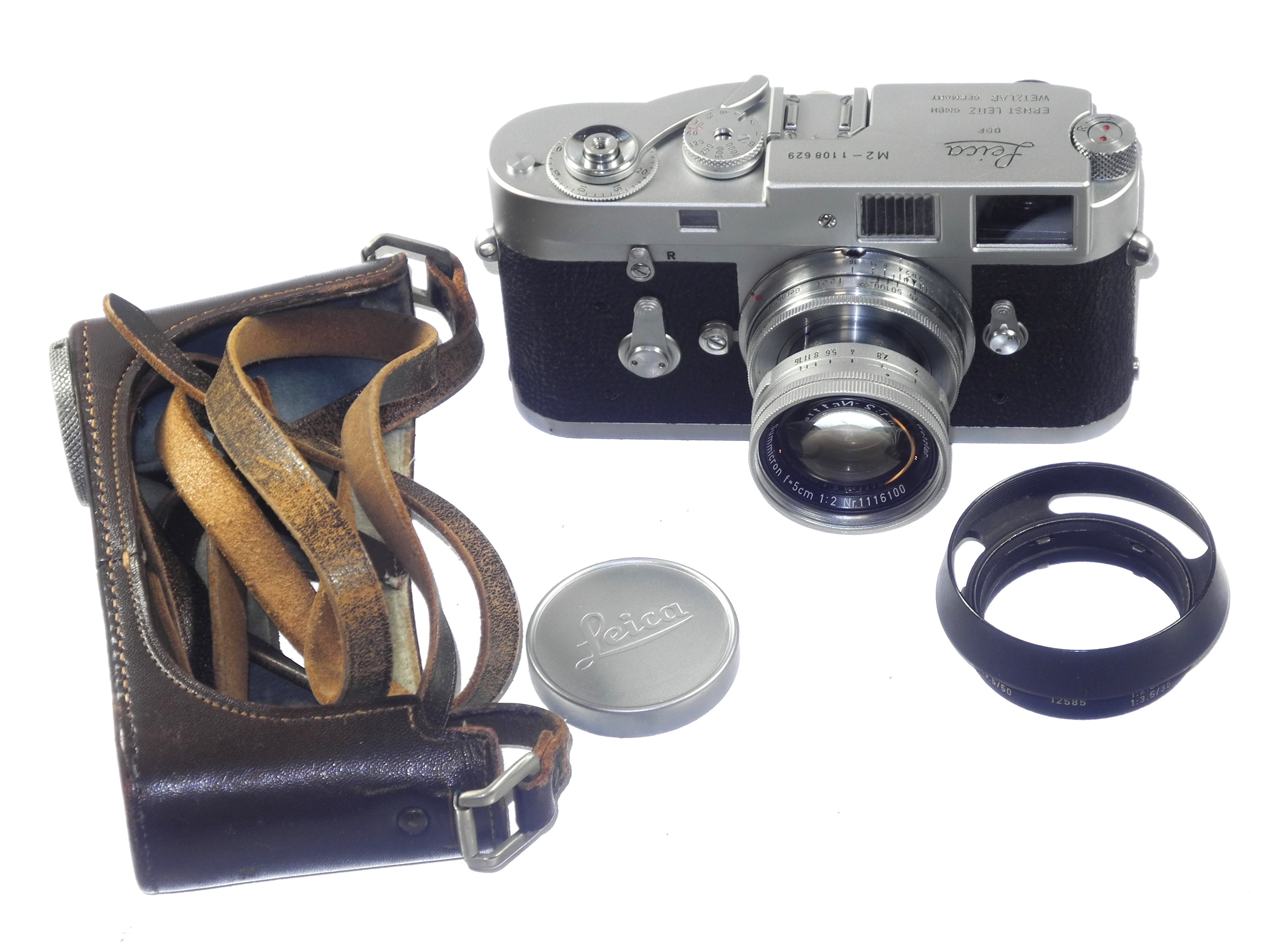Leica M2 chrome camera (1965) Ex++ with Leica 50/2 Collapsible