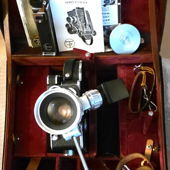 Bolex Paillard H16 Reflex with Pan Cinar 16mm 17.5 to 70mm F2.4 With original case, documentation, extra finder & accessories. Mint-
