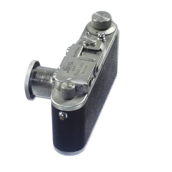 Leica IIIa camera circa 1937 Sold with Leica 50/3,5 collapsible Elmar lens with original Leica leather case Ex+/++ / Free Shipping