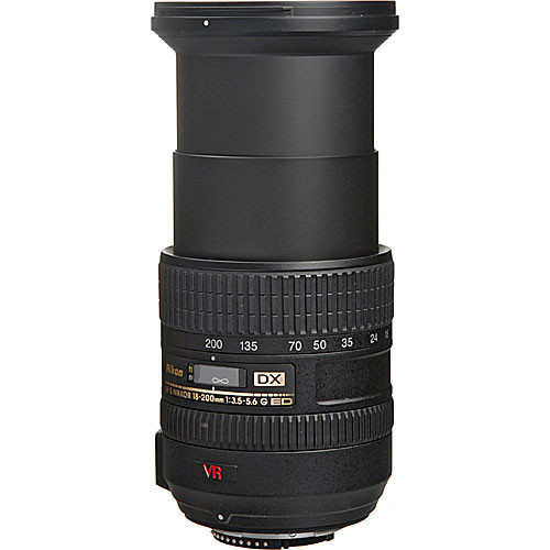 Nikon AF Zoom Nikkor 18-200mm f/3.5-5.6G ED-IF AF-S DX VR Lens with filter and caps Mint-