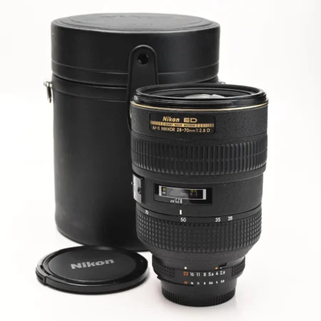 Nikon 28-70mm F2.8 AFS Nikkor D ED lens sold with Nikon hard lens case, Nikon hood, UV filter Mint-